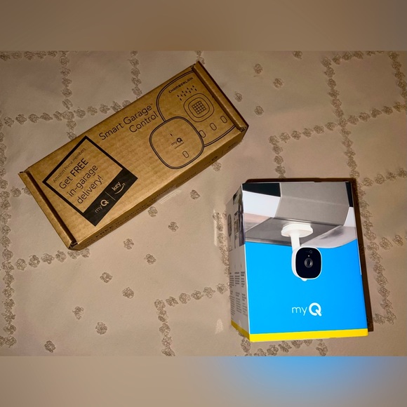 NWT‼️CHAMBERLAIN Smart Garage Control Wireless Garage Hub & Sensor - Picture 8 of 11